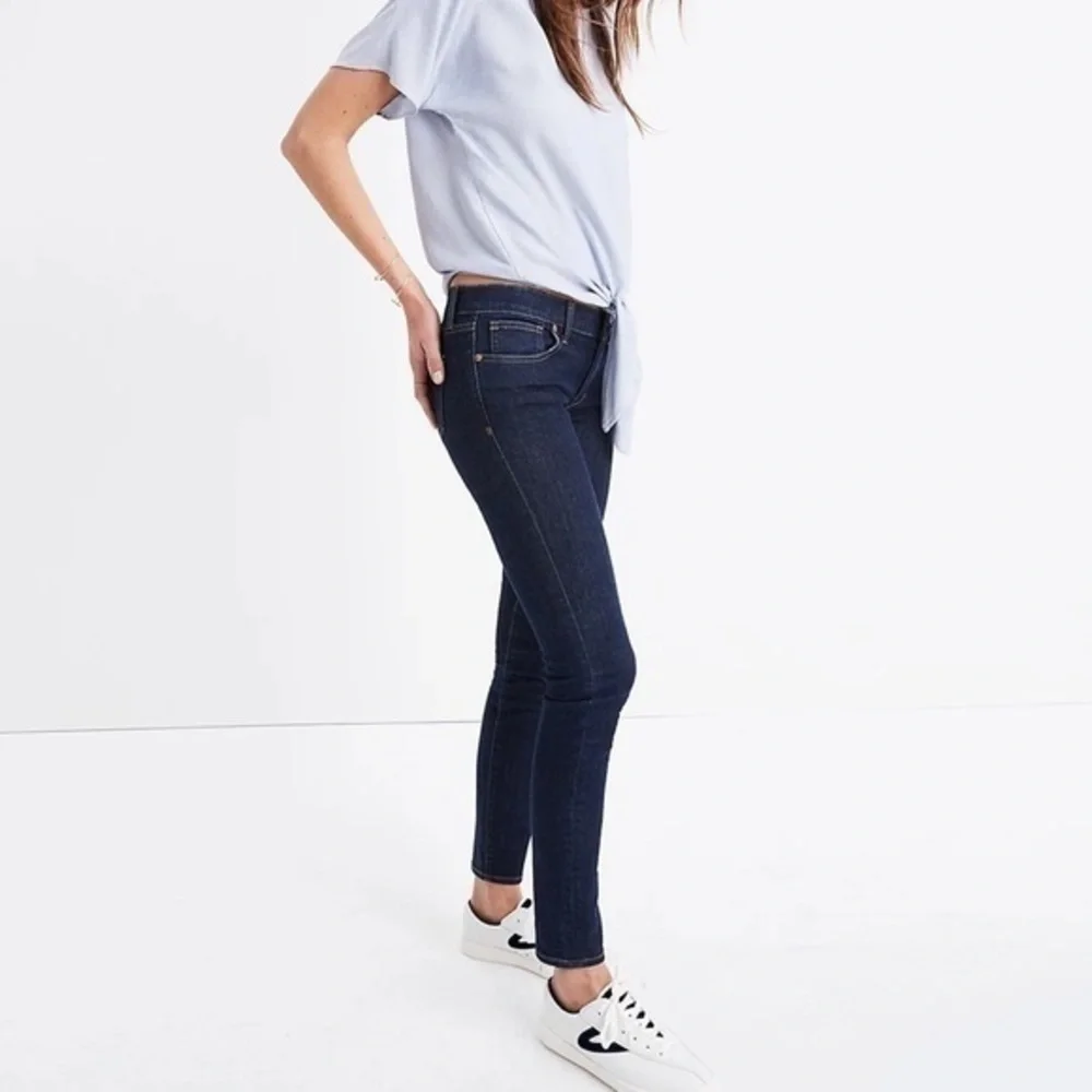 Madewell • 8